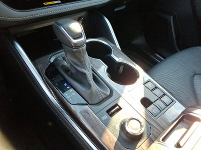 2024 Toyota Highlander Platinum AWD (Natl)