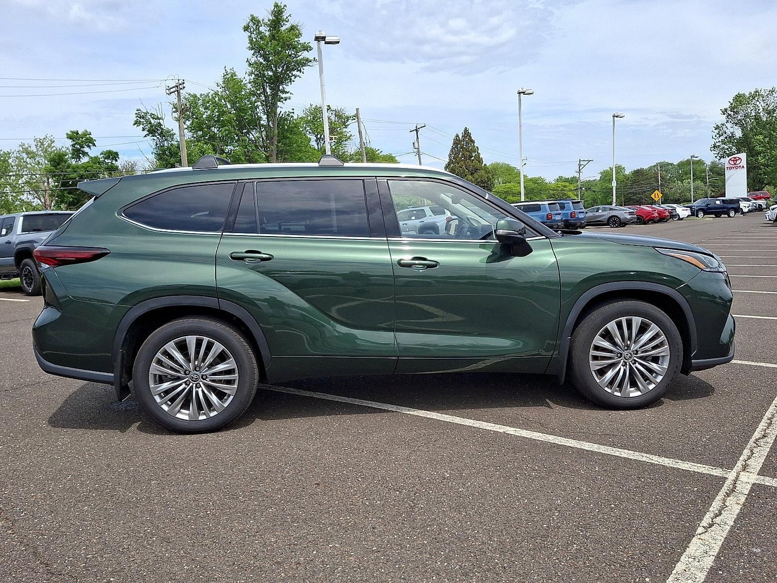 2024 Toyota Highlander Platinum AWD (Natl)