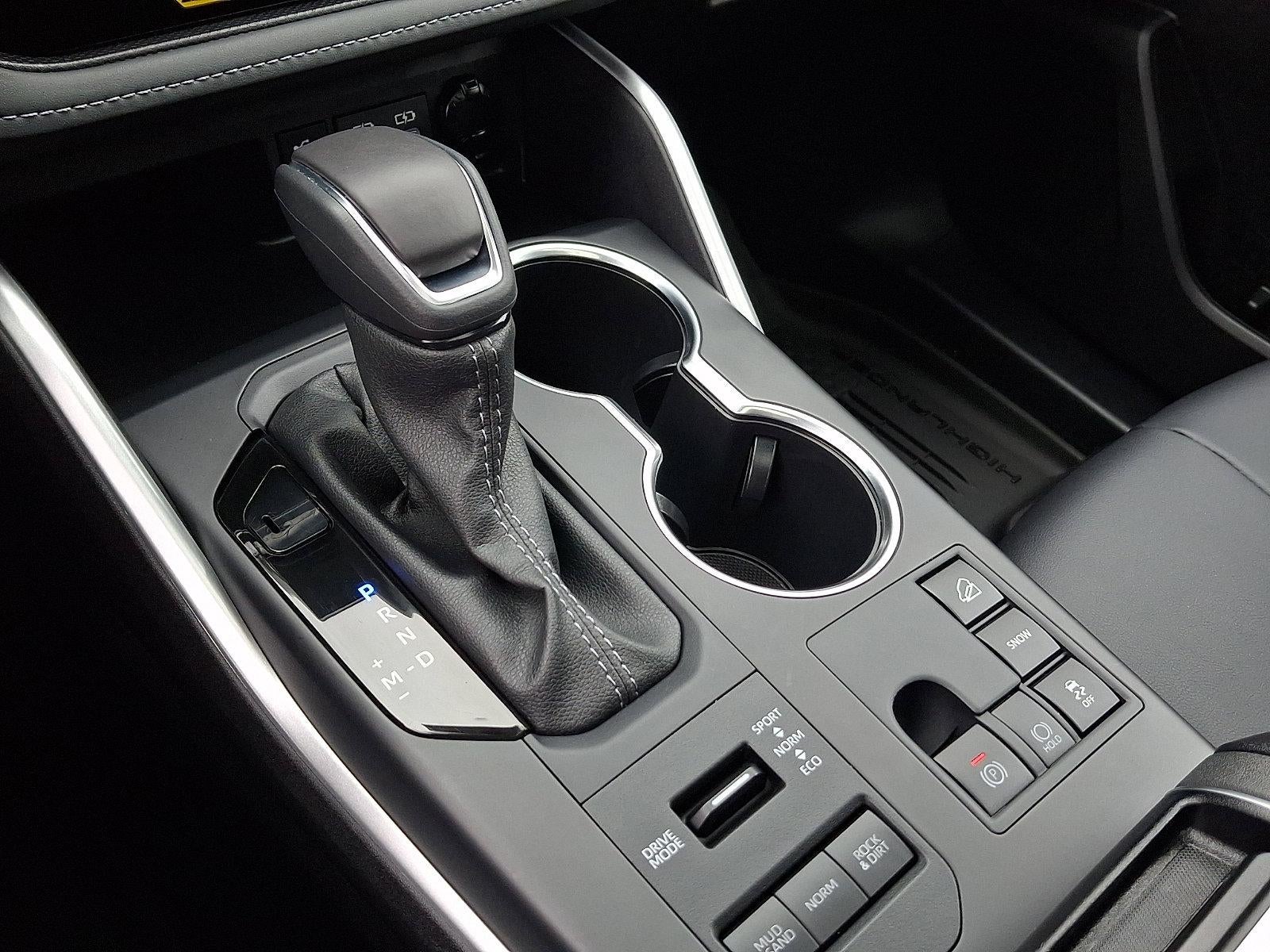 2025 Toyota Highlander XLE AWD (Natl)