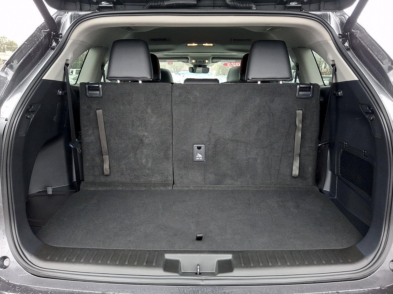 2025 Toyota Highlander XLE AWD (Natl)