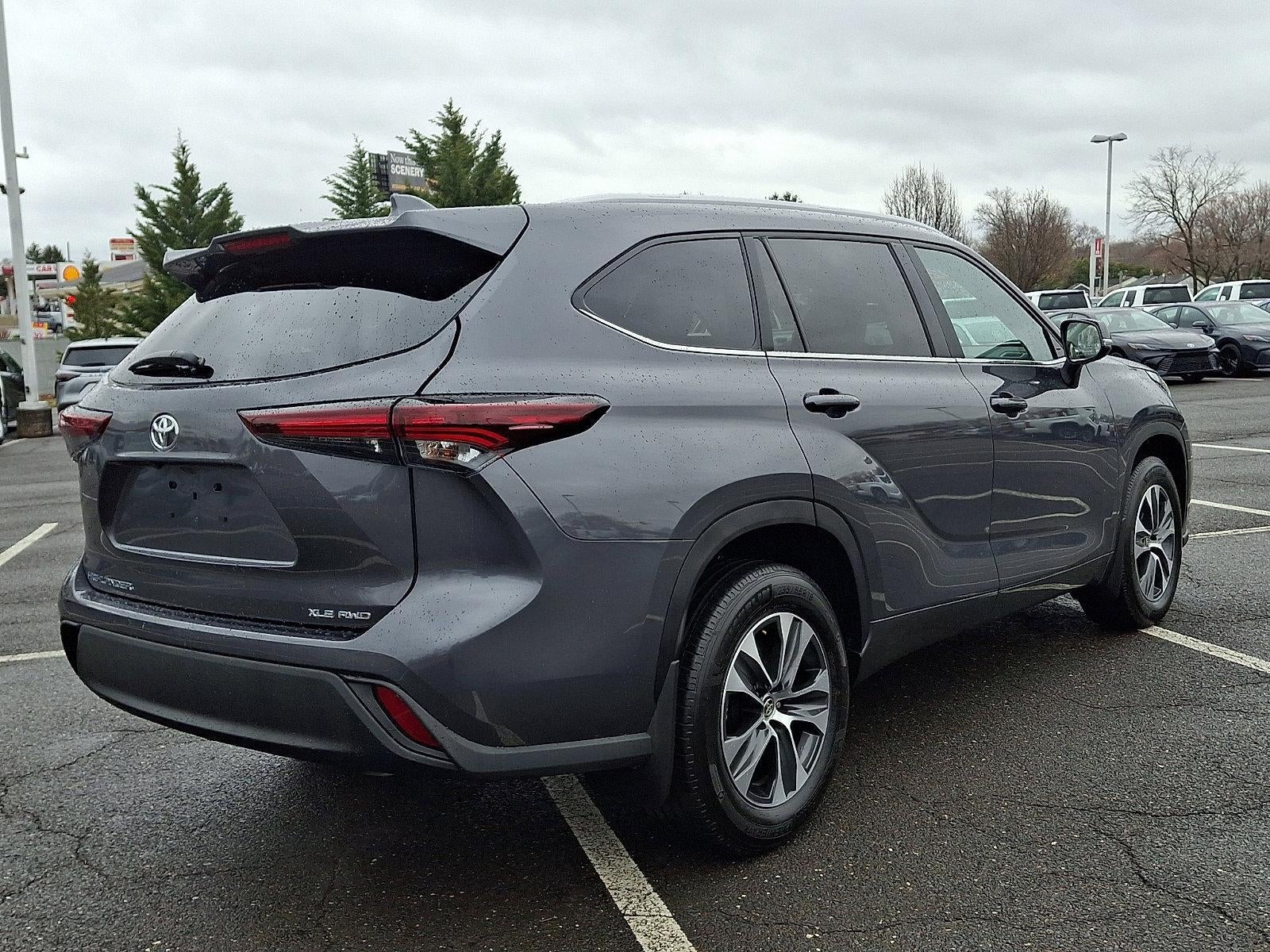 2025 Toyota Highlander XLE AWD (Natl)