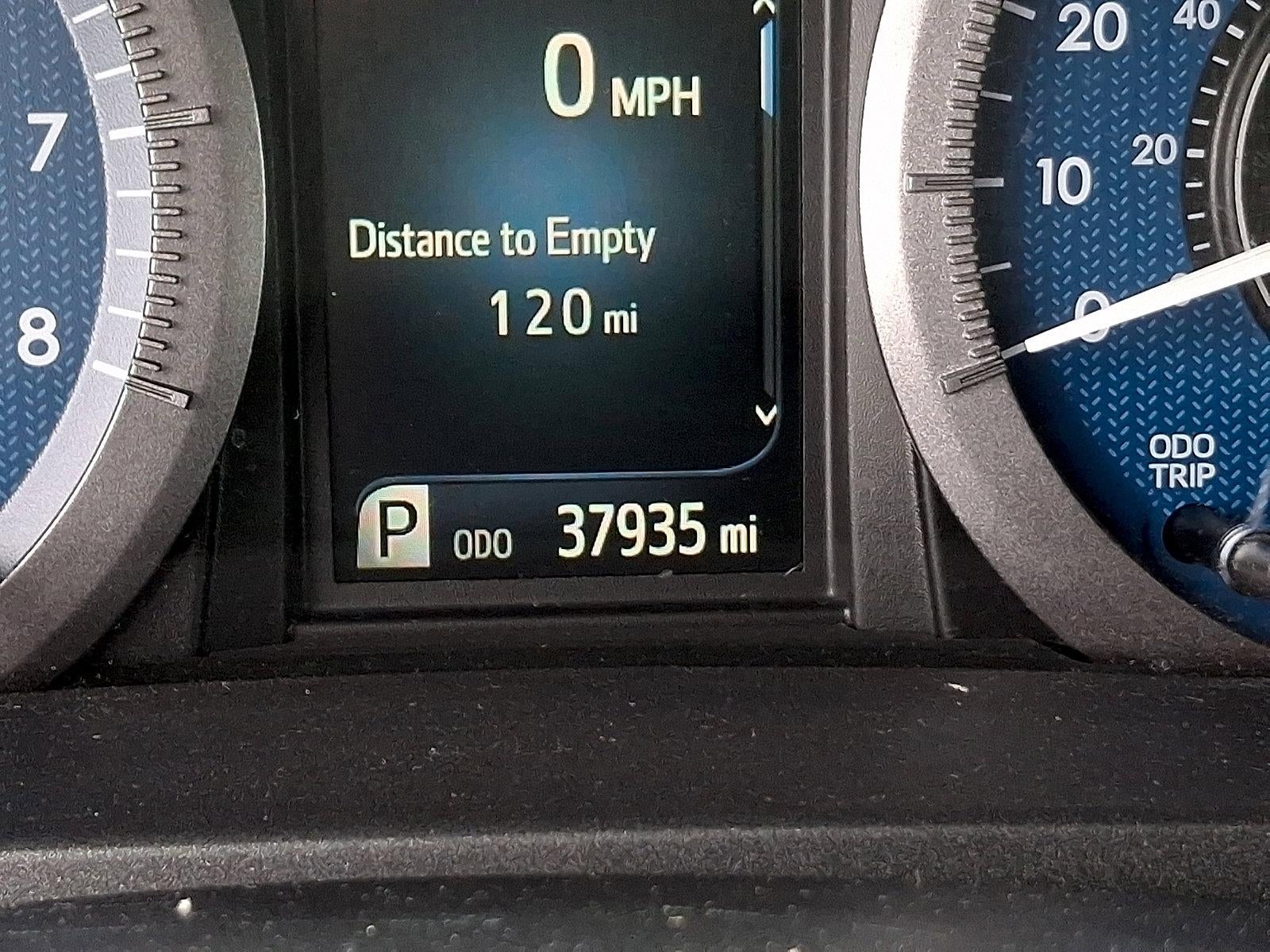 2020 Toyota Sienna LE FWD 8-Passenger (Natl)