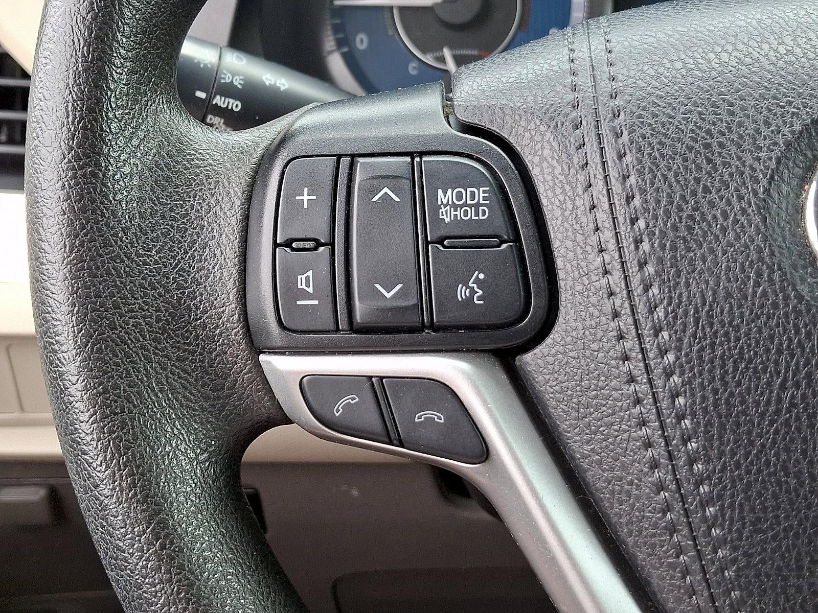 2020 Toyota Sienna LE FWD 8-Passenger (Natl)