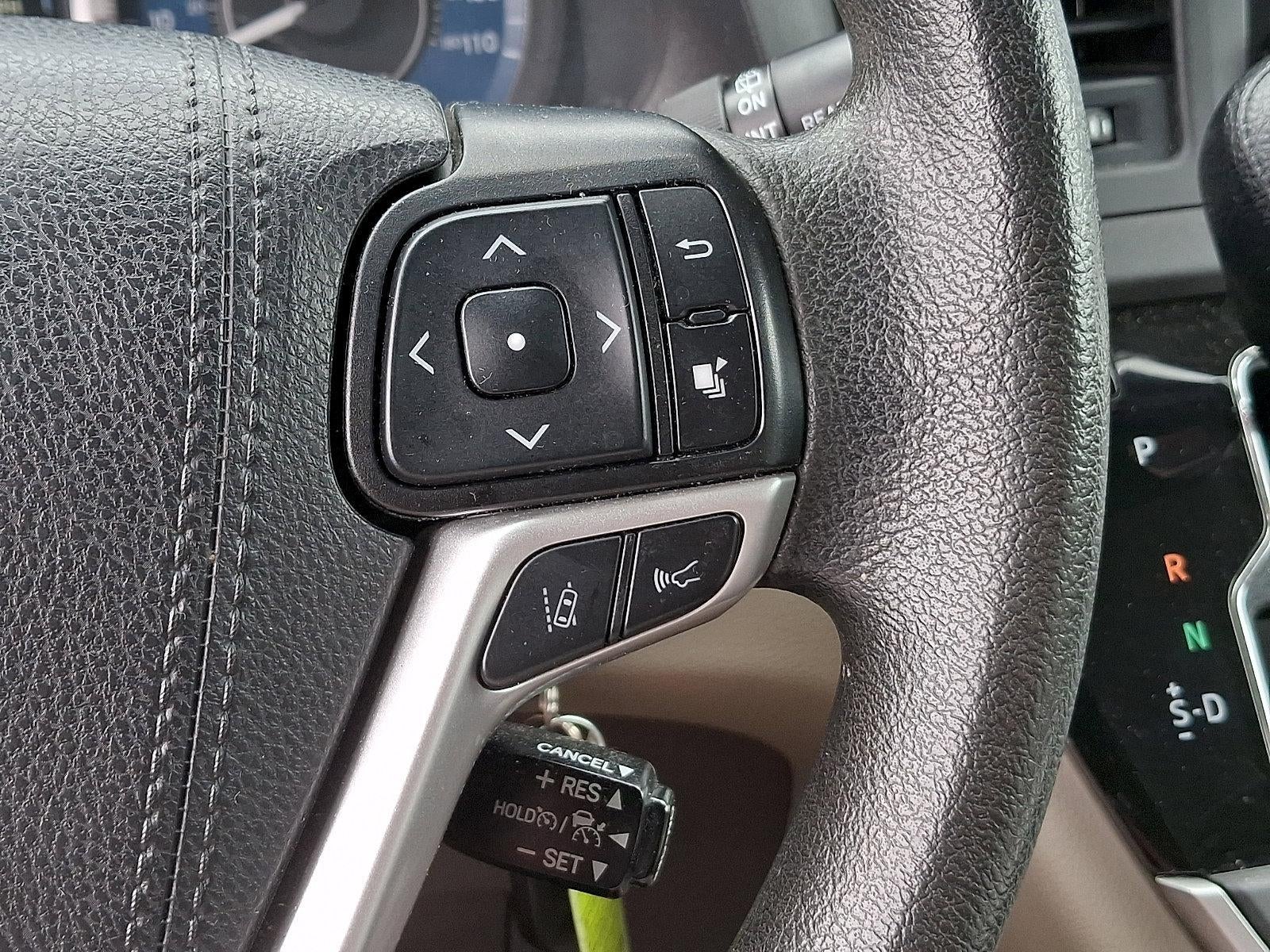 2020 Toyota Sienna LE FWD 8-Passenger (Natl)