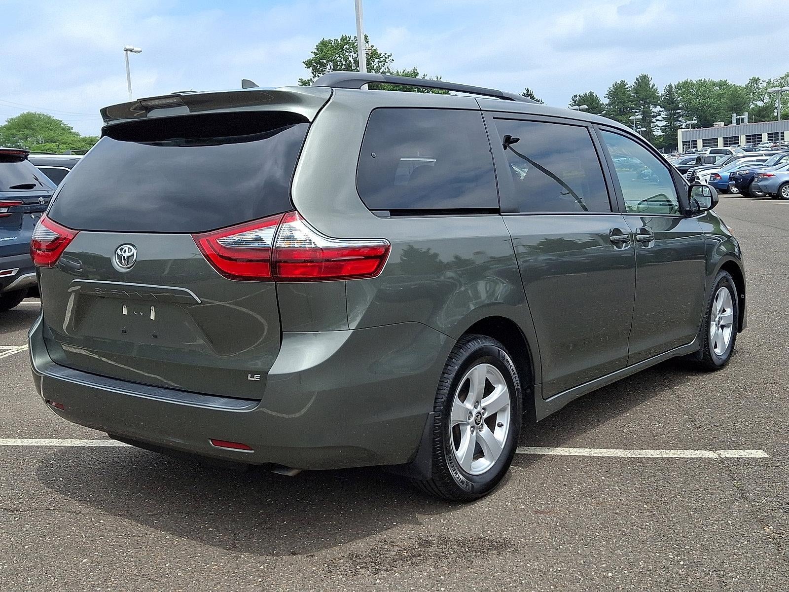 2020 Toyota Sienna LE FWD 8-Passenger (Natl)