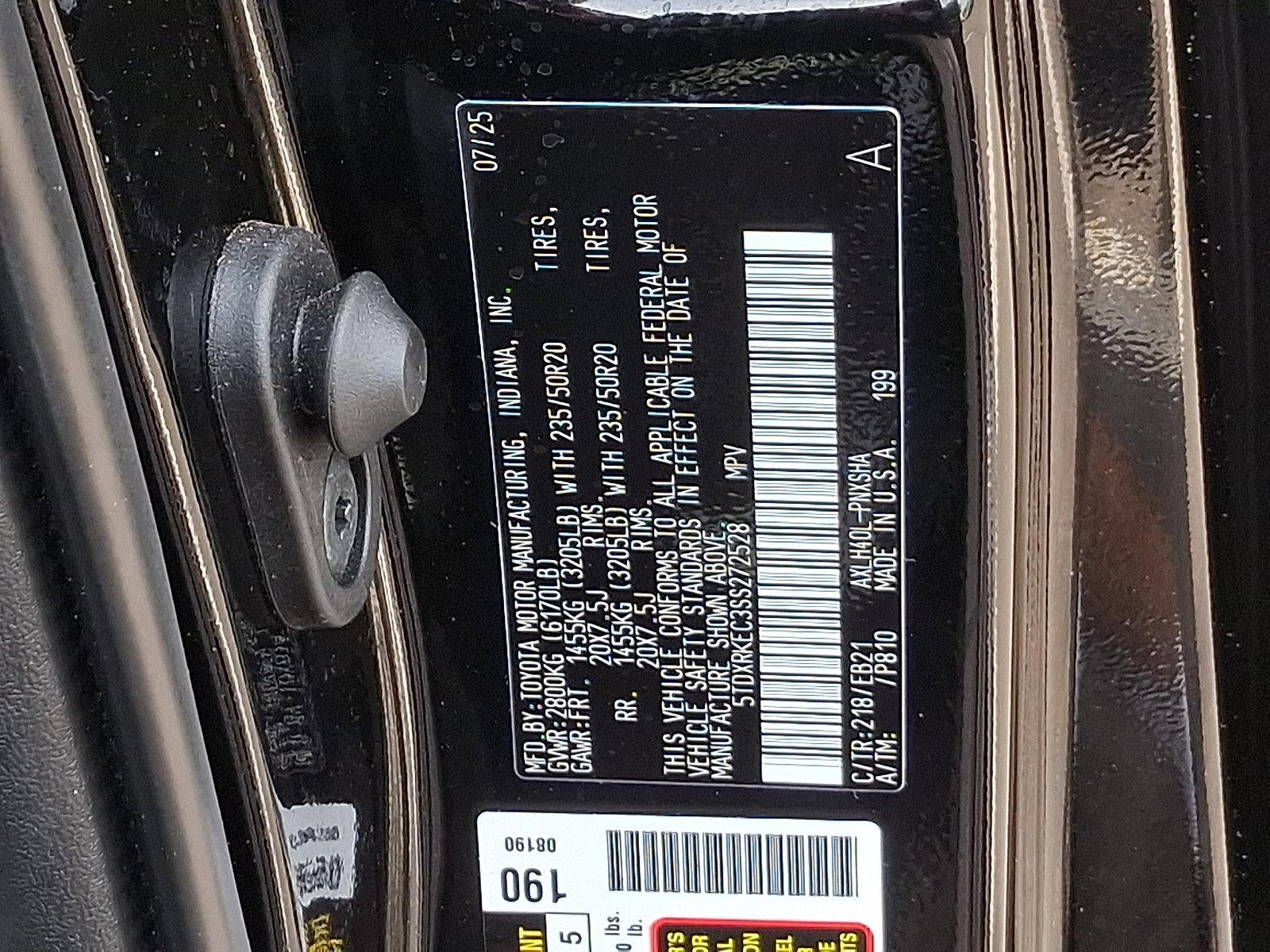 2025 Toyota Sienna XSE FWD 7-Passenger (Natl)