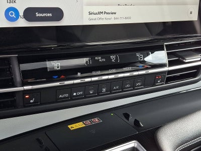 2025 Toyota Sienna XSE FWD 7-Passenger (Natl)