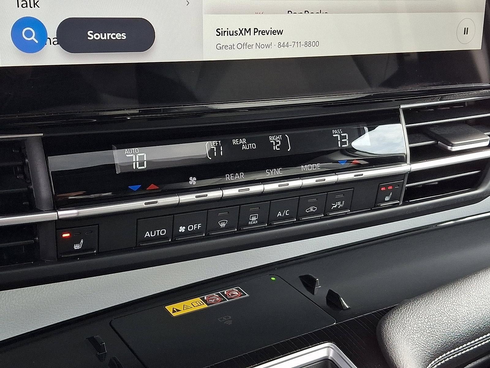 2025 Toyota Sienna XSE FWD 7-Passenger (Natl)