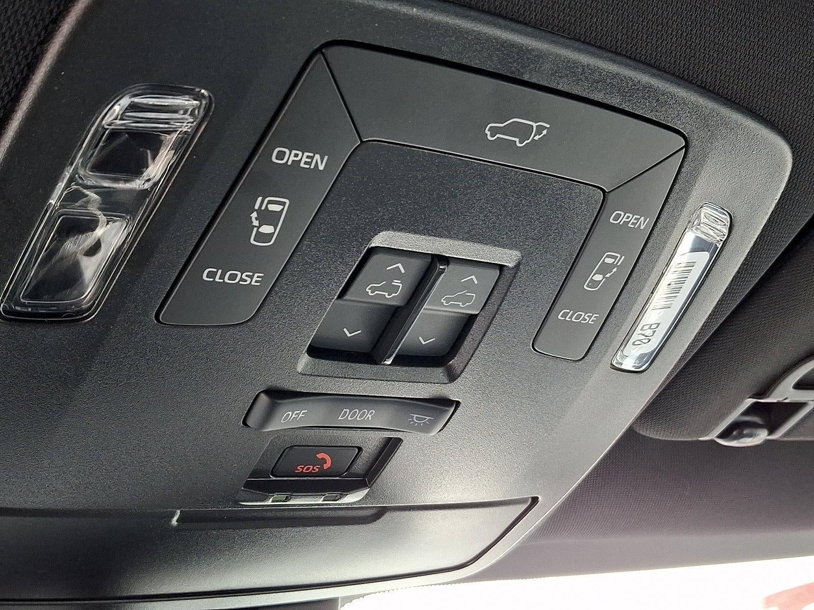 2025 Toyota Sienna XSE FWD 7-Passenger (Natl)