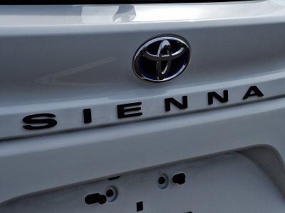 2025 Toyota Sienna XSE FWD 7-Passenger (Natl)