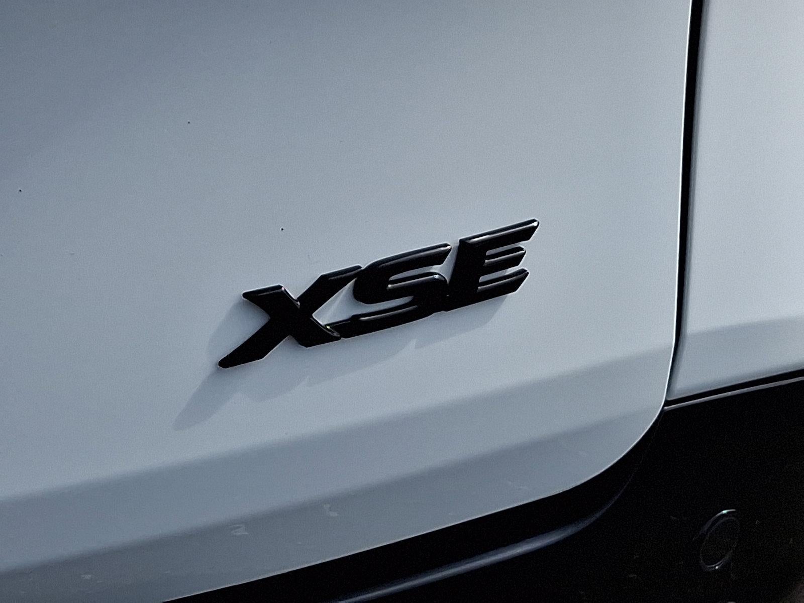 2025 Toyota Sienna XSE FWD 7-Passenger (Natl)