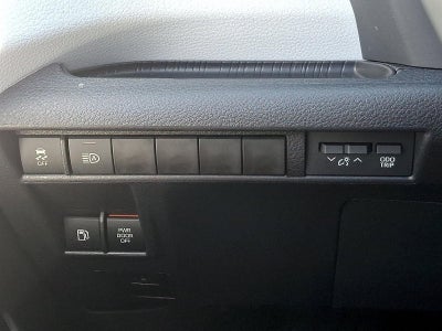 2025 Toyota Sienna XLE FWD 8-Passenger (Natl)