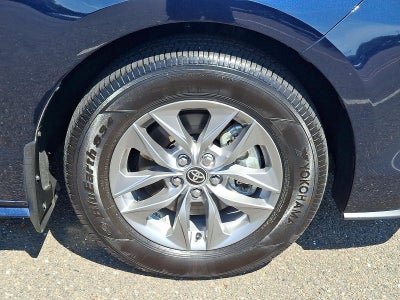 2025 Toyota Sienna XLE FWD 8-Passenger (Natl)