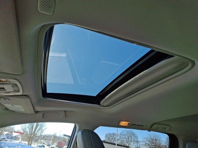 2022 Toyota Sienna XLE FWD 7-Passenger (Natl)