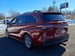 2022 Toyota Sienna XLE FWD 7-Passenger (Natl)