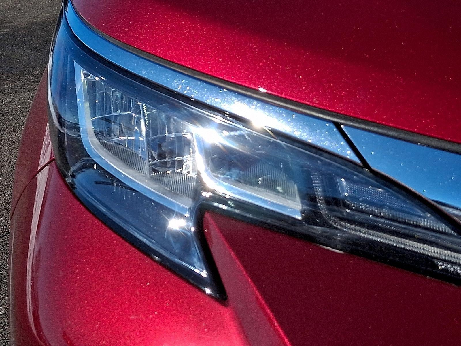 2022 Toyota Sienna XLE FWD 7-Passenger (Natl)