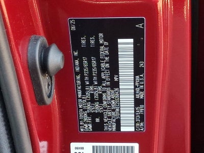 2025 Toyota Sienna XLE FWD 8-Passenger (Natl)