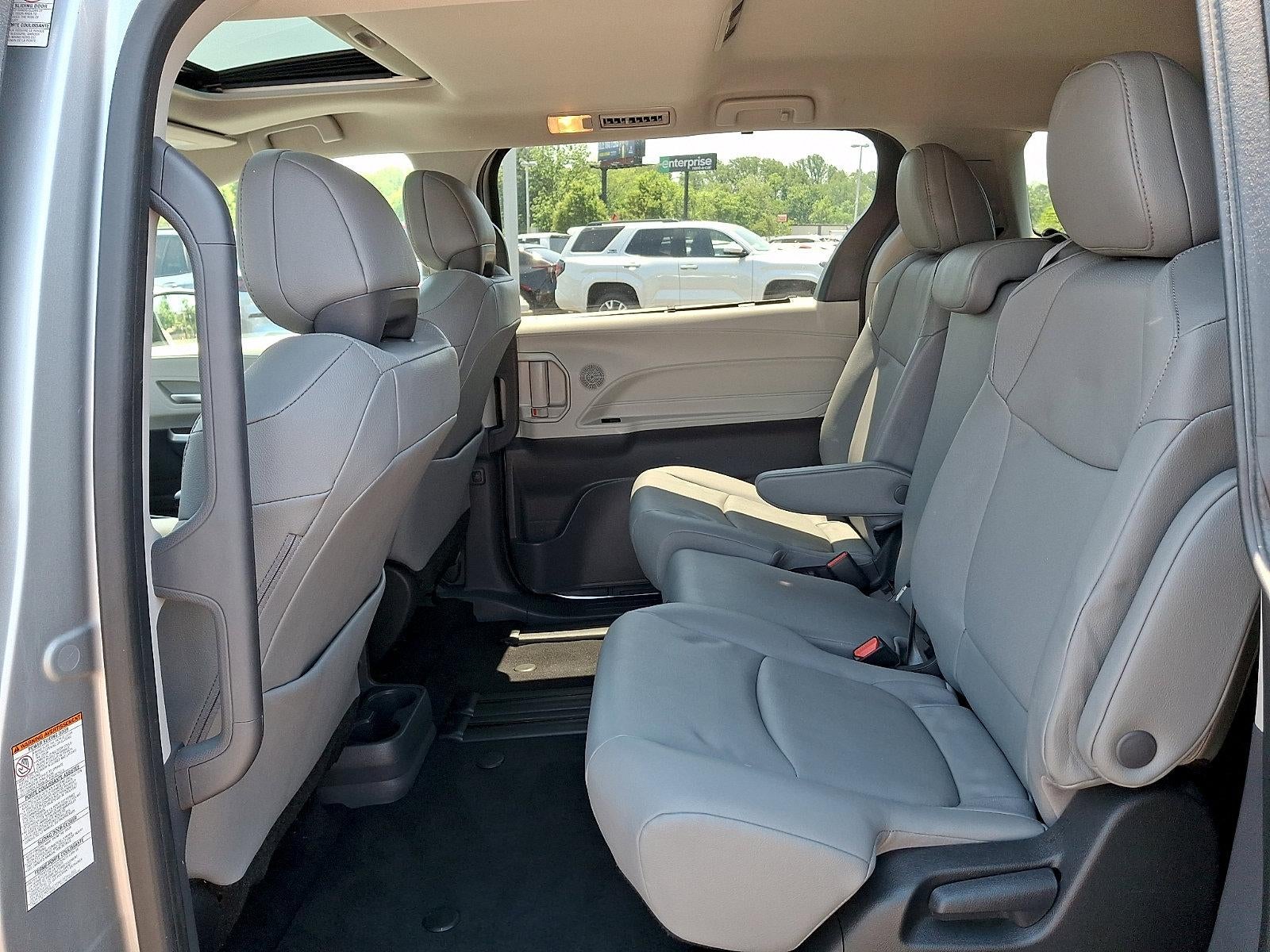 2023 Toyota Sienna XLE FWD 7-Passenger (Natl)