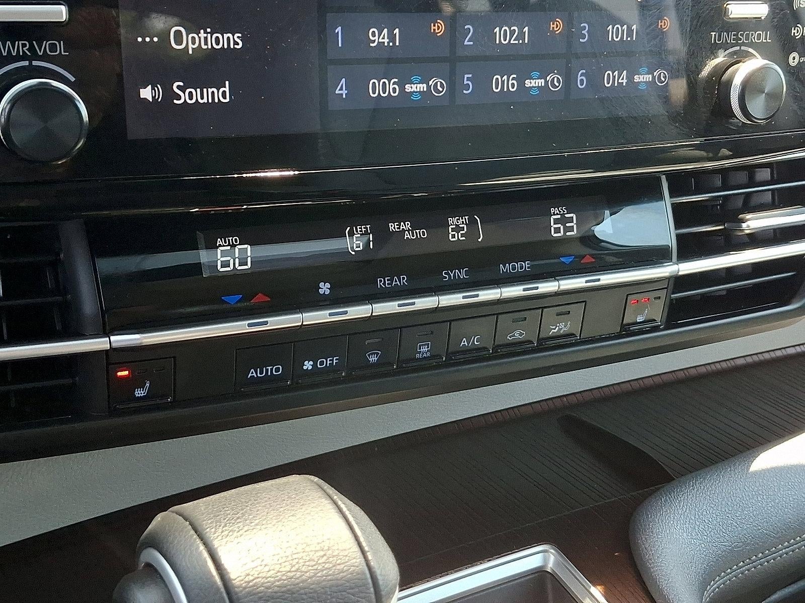 2023 Toyota Sienna XLE FWD 7-Passenger (Natl)