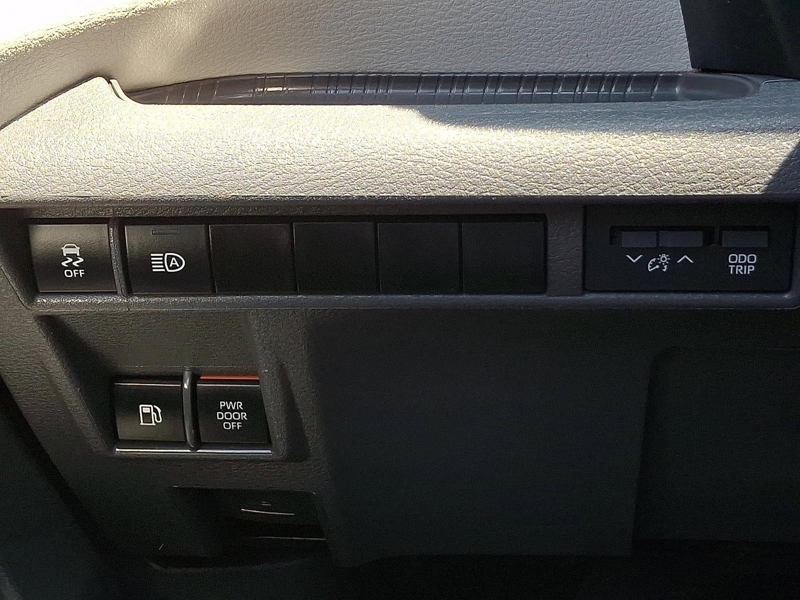 2023 Toyota Sienna XLE FWD 7-Passenger (Natl)