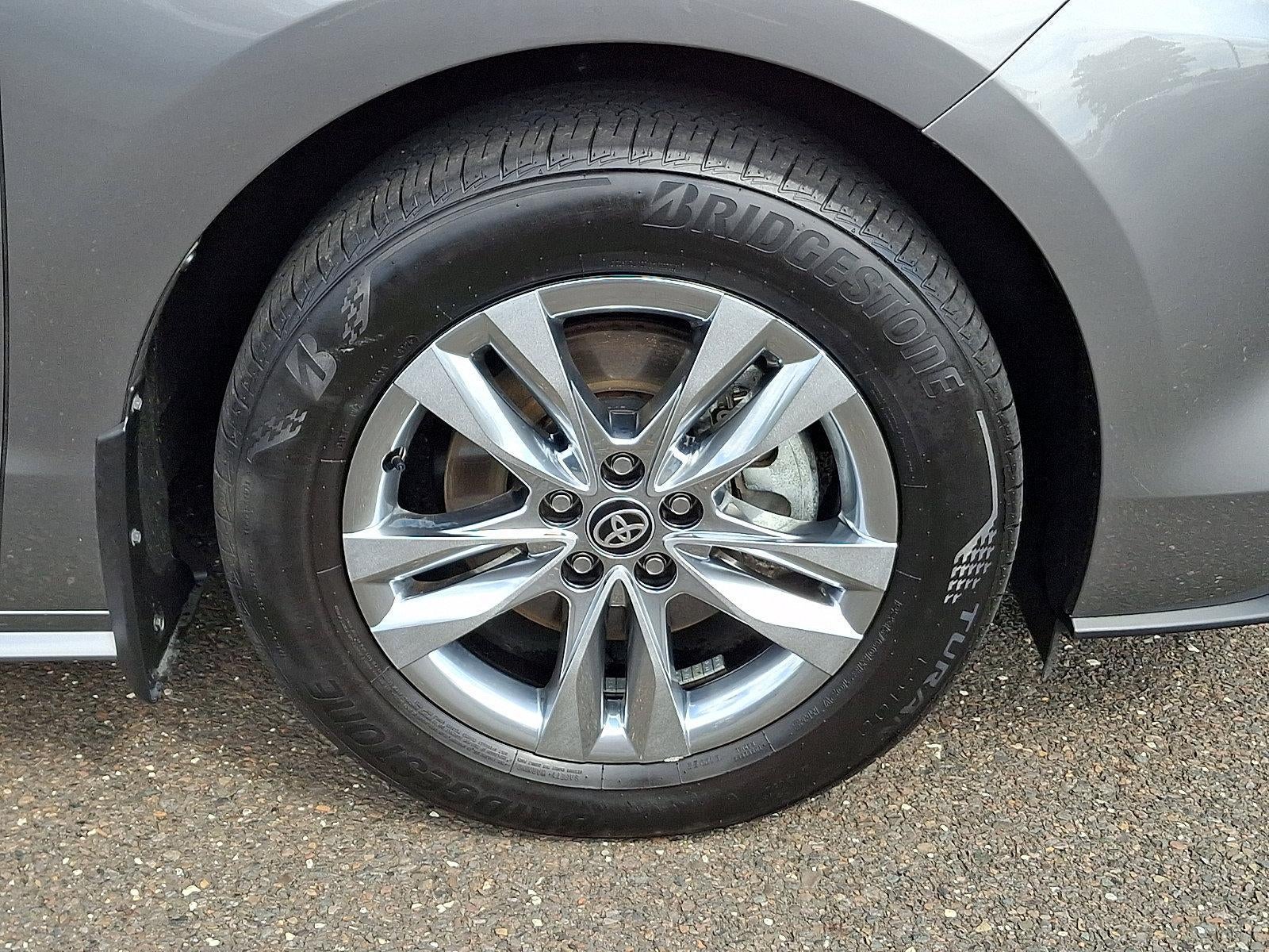 2026 Toyota Sienna XLE AWD 7-Passenger (Natl)
