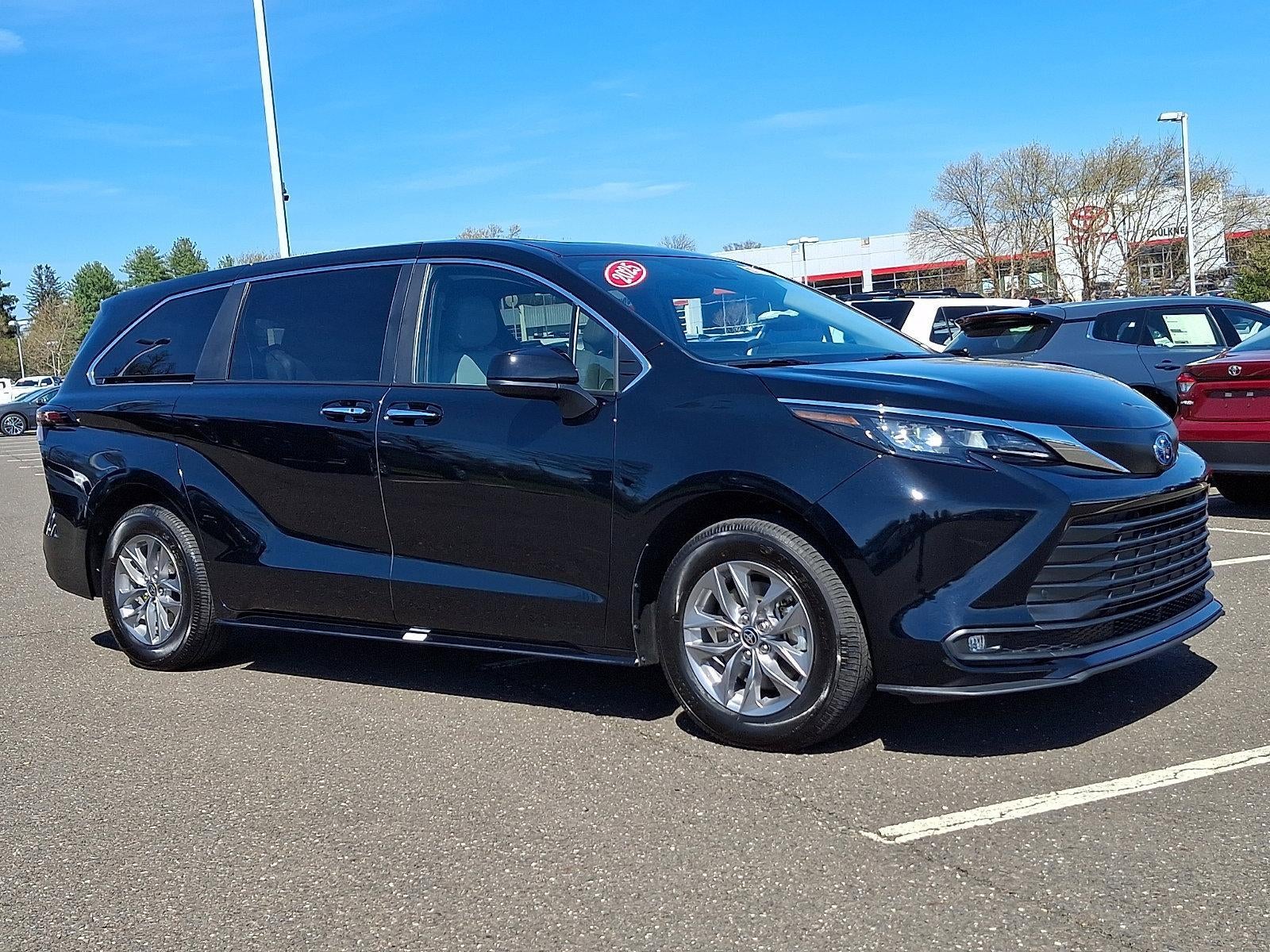 2025 Toyota Sienna XLE AWD 7-Passenger (Natl)