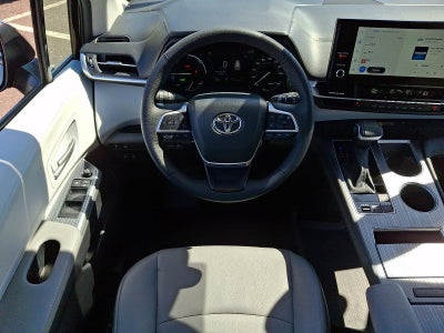 2025 Toyota Sienna XLE AWD 7-Passenger (Natl)