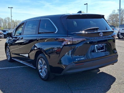 2025 Toyota Sienna XLE AWD 7-Passenger (Natl)