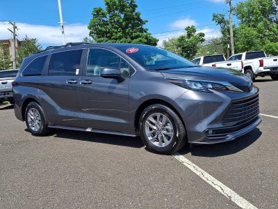 2025 Toyota Sienna XLE AWD 7-Passenger (Natl)