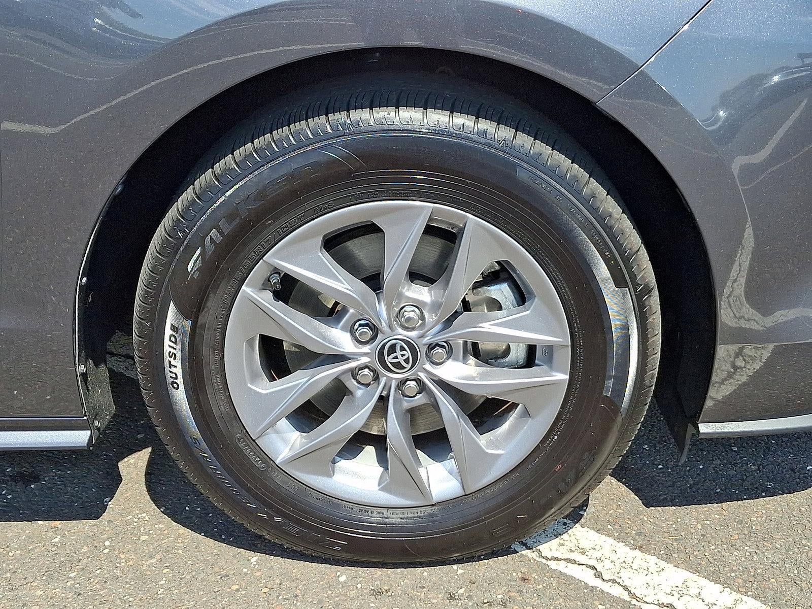 2025 Toyota Sienna XLE AWD 7-Passenger (Natl)