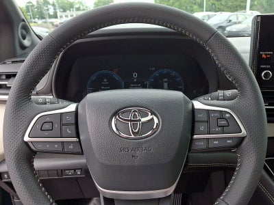 2026 Toyota Sienna Limited AWD 7-Passenger (GS)