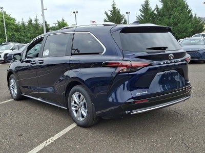 2026 Toyota Sienna Limited AWD 7-Passenger (GS)