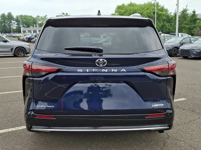 2026 Toyota Sienna Limited AWD 7-Passenger (GS)