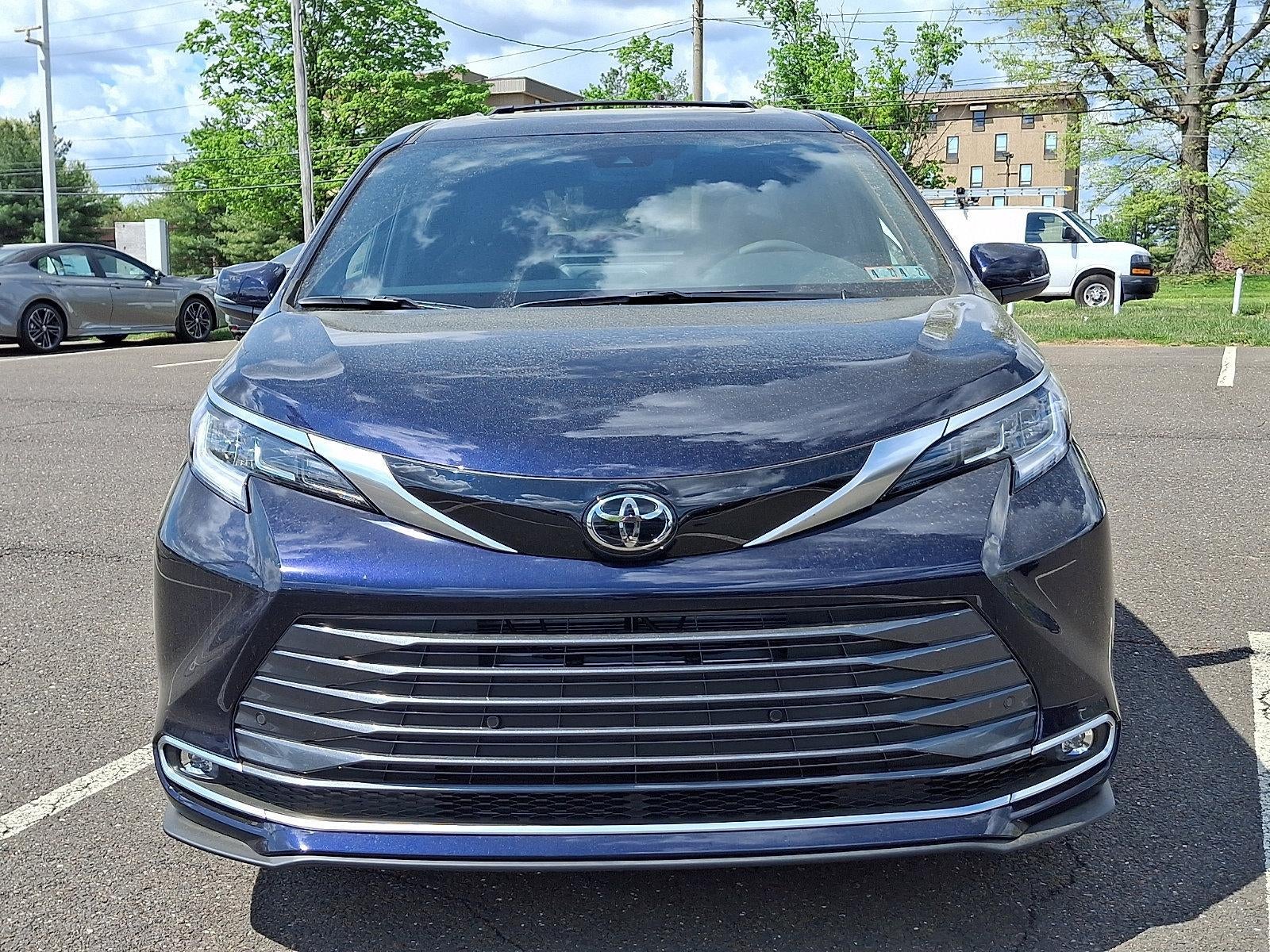 2026 Toyota Sienna Limited AWD 7-Passenger (GS)