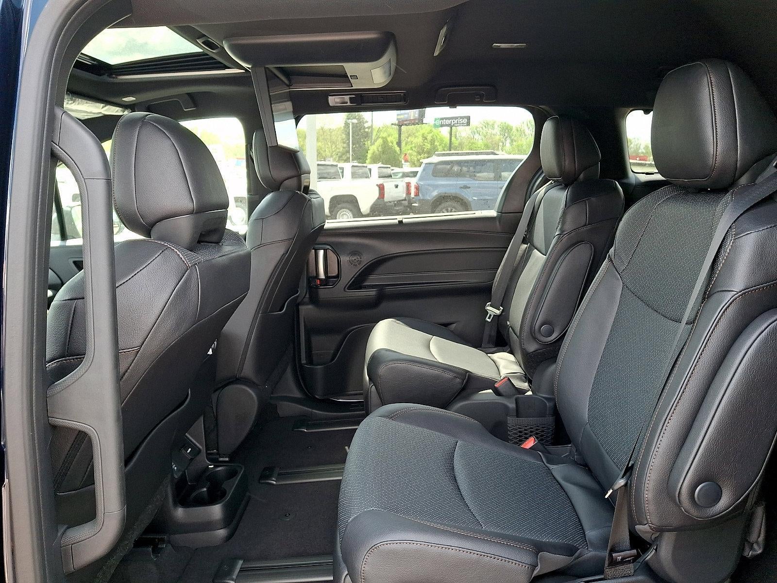 2026 Toyota Sienna Limited AWD 7-Passenger (GS)