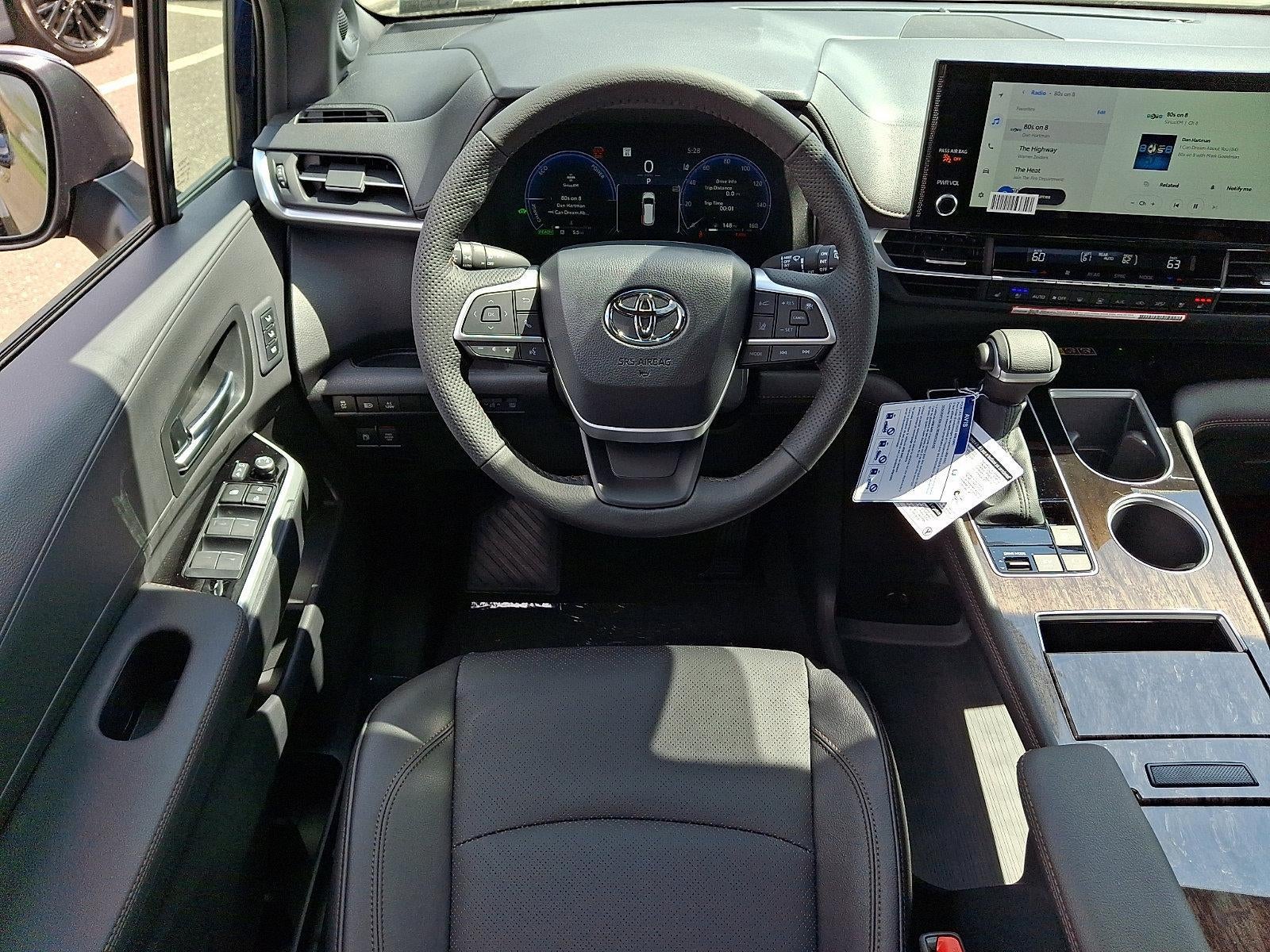 2026 Toyota Sienna Limited AWD 7-Passenger (GS)