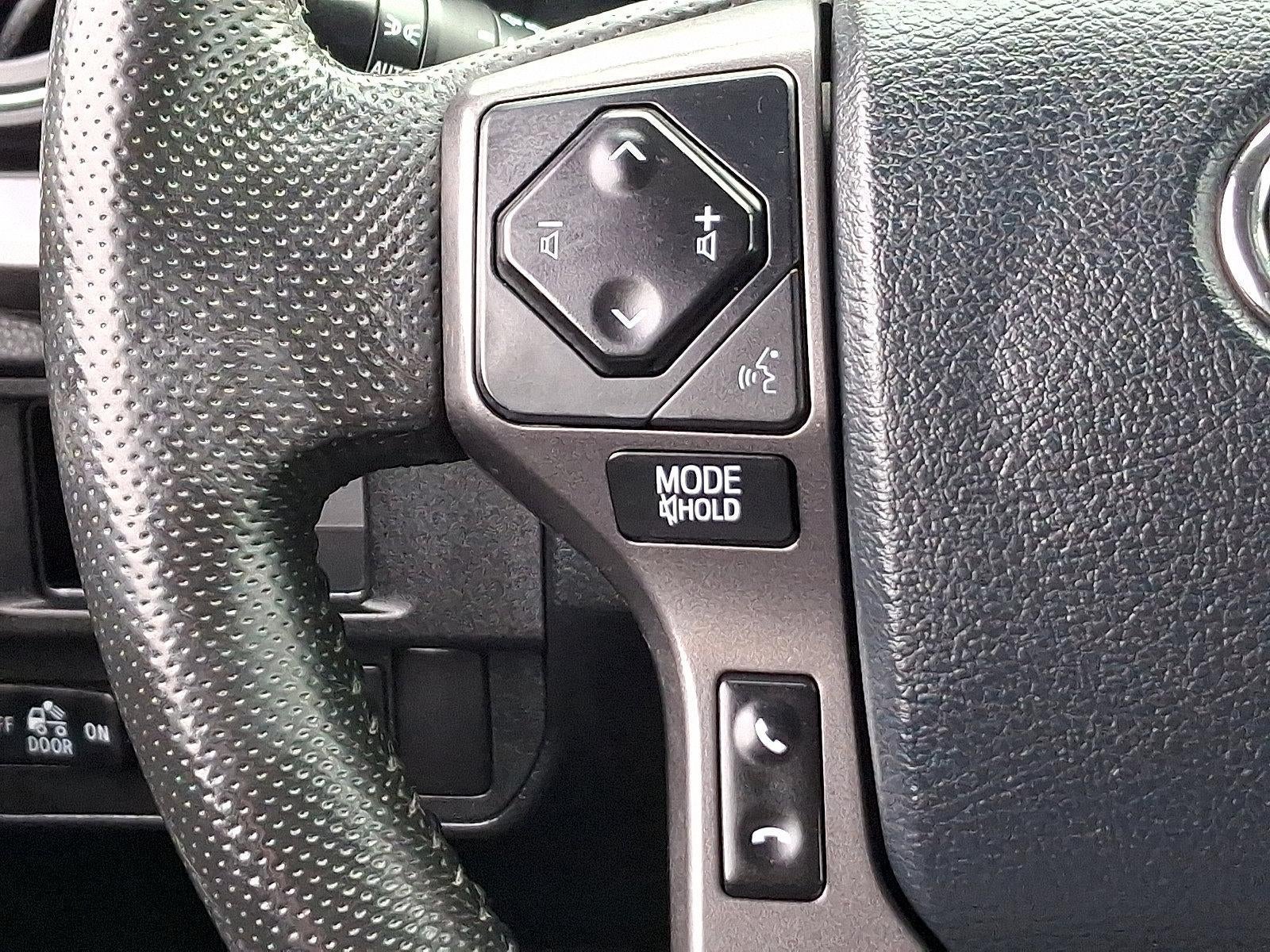 2018 Toyota Tacoma TRD Pro Double Cab 5' Bed V6 4x4 AT (Natl)