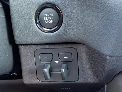 2026 Toyota Tundra 4WD 4WD Limited CrewMax 5.5' Bed (Natl)