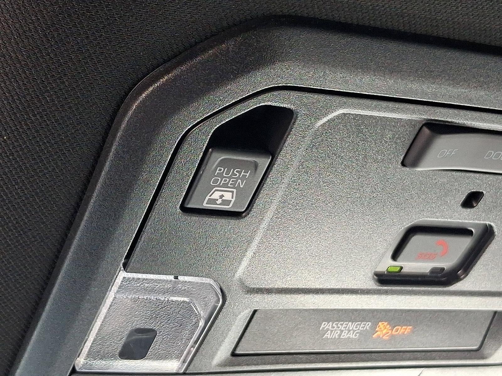 2026 Toyota Tundra 4WD 4WD SR5 CrewMax 5.5' Bed (SE)