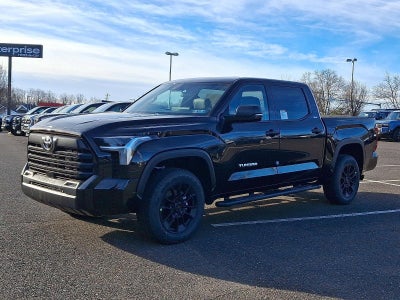2026 Toyota Tundra 4WD 4WD SR5 CrewMax 5.5' Bed (SE)
