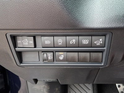 2026 Toyota Tundra 4WD 4WD SR5 CrewMax 5.5' Bed (SE)