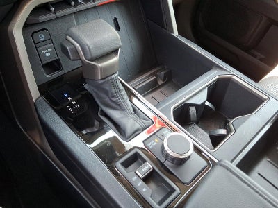 2023 Toyota Tundra 4WD 4WD SR5 CrewMax 5.5' Bed (Natl)