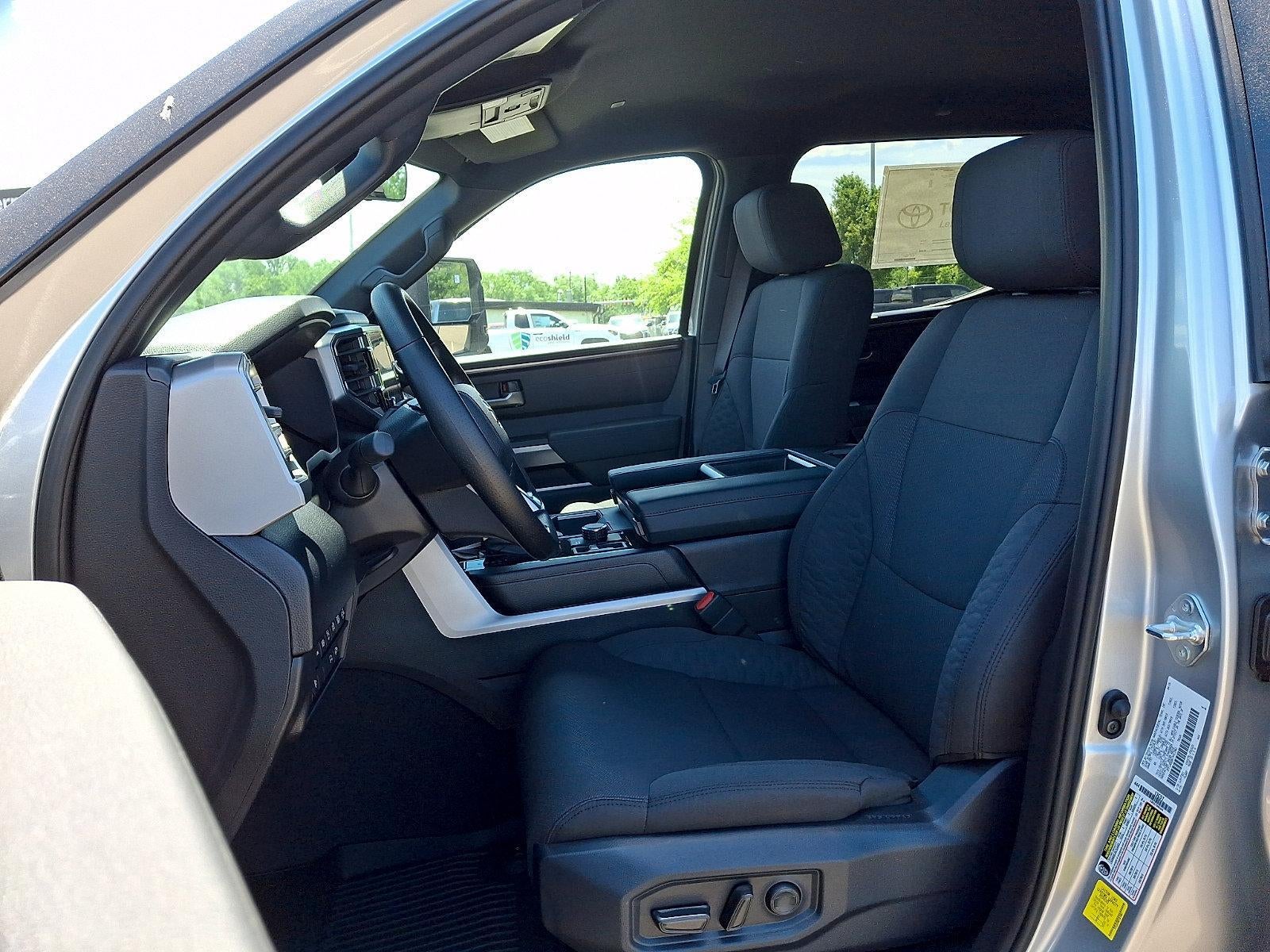 2026 Toyota Tundra 4WD 4WD SR5 CrewMax 5.5' Bed (SE)