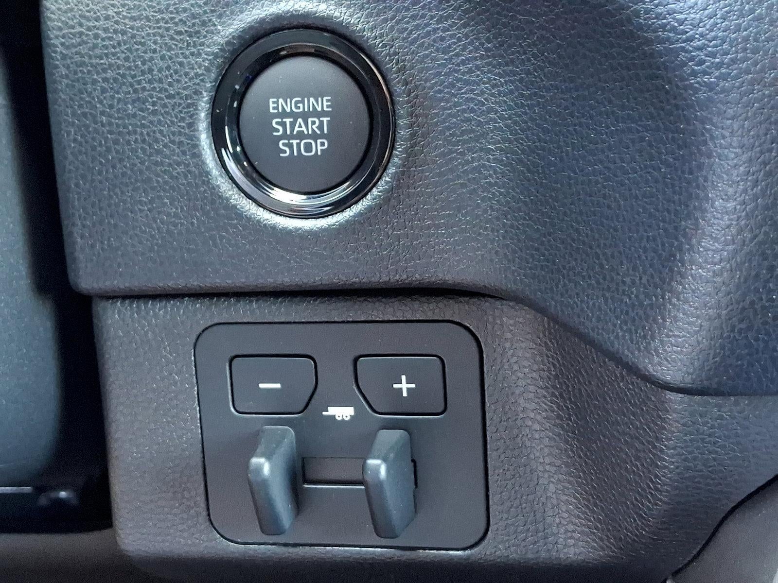 2026 Toyota Tundra 4WD 4WD SR5 CrewMax 5.5' Bed (SE)