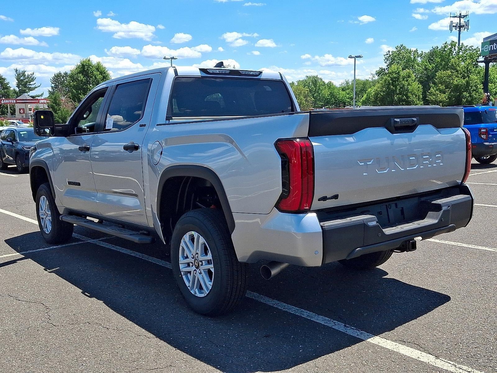 2026 Toyota Tundra 4WD 4WD SR5 CrewMax 5.5' Bed (SE)
