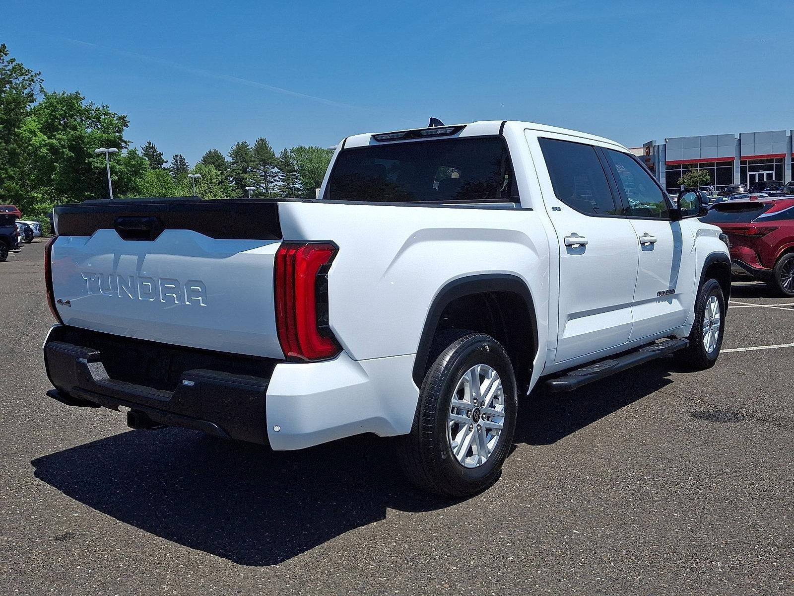 2023 Toyota Tundra 4WD 4WD SR5 CrewMax 5.5' Bed (Natl)