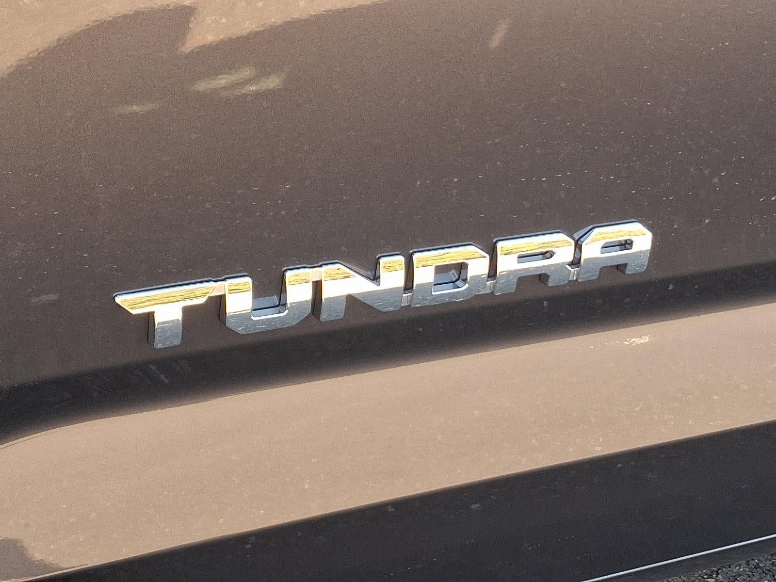 2025 Toyota Tundra 4WD 4WD SR5 CrewMax 5.5' Bed (SE)