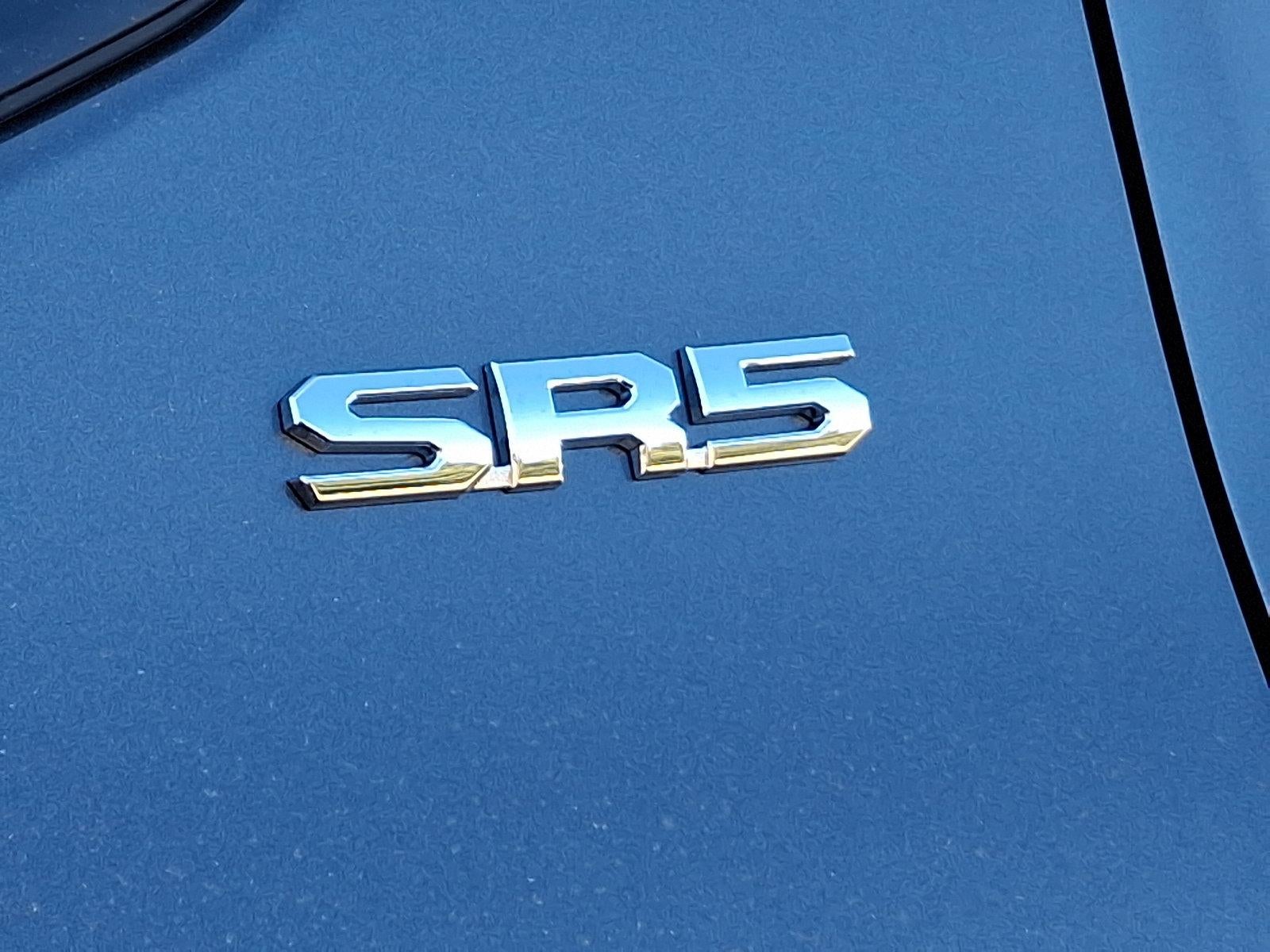 2025 Toyota Tundra 4WD 4WD SR5 CrewMax 5.5' Bed (SE)