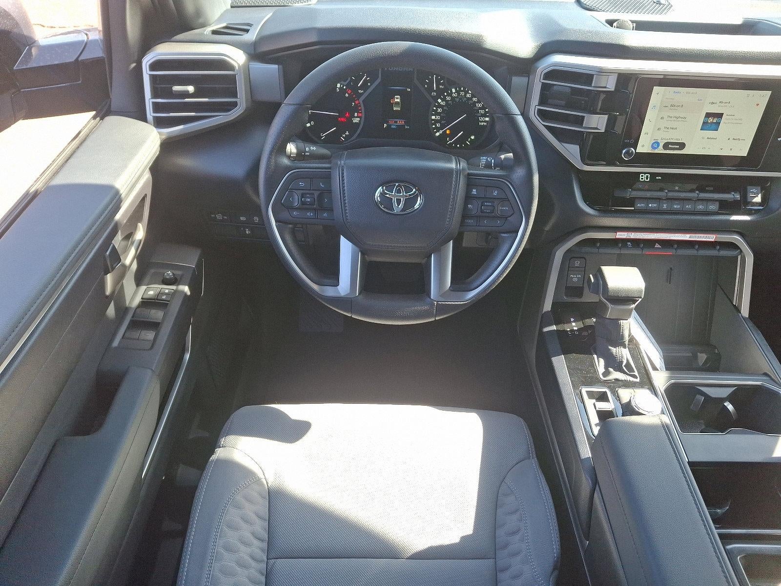 2025 Toyota Tundra 4WD 4WD SR5 CrewMax 5.5' Bed (SE)