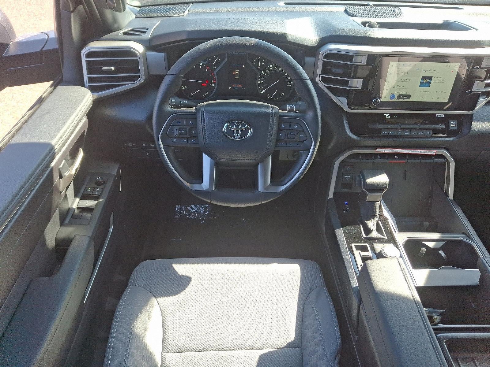 2025 Toyota Tundra 4WD 4WD SR5 CrewMax 5.5' Bed (SE)